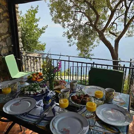 Vila Sorrento Realty Holidays - Li Galli *