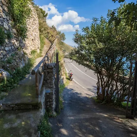Sorrento Realty Holidays - Li Galli * Vico Equense