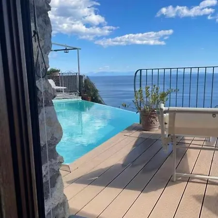 Sorrento Realty Holidays - Li Galli Vila